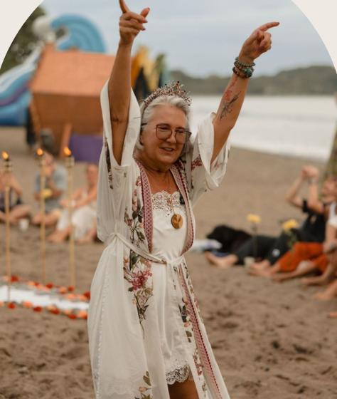 Friendsgiving: Letting Go to Make Space as the Holidays Approach